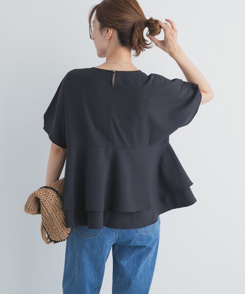 URBAN RESEARCH DOORS(アーバンリサーチドアーズ)の「ペプラムティアードブラウス(シャツ/ブラウス・レディース・INK BLACK/BROWN/BLUE・Free)」の6枚目の写真
