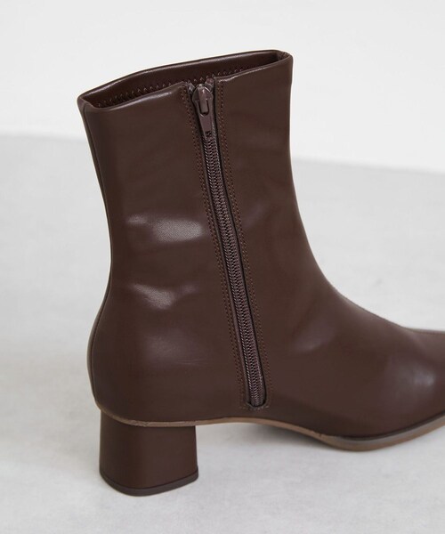 ROPE' PICNIC(ロペピクニック)の「ラインリフトベーシックブーツ(ブーツ・レディース・ブラック/ダークブラウン系・23.0/23.5/24.0/24.5)」の17枚目の写真