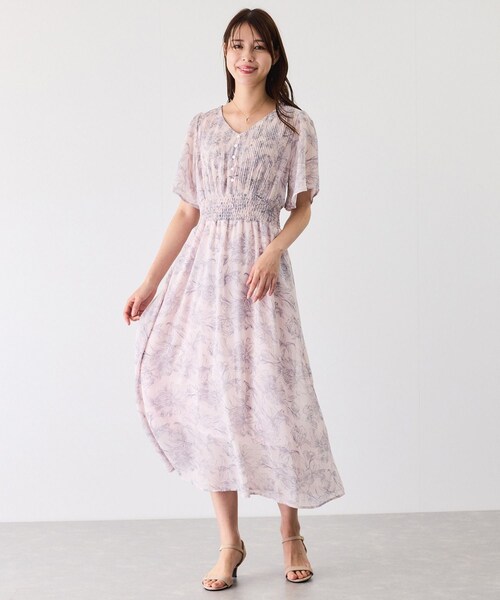 Jayro(ジャイロ)の「ミニプリーツフロントシフォンワンピース(ワンピース・レディース・ブラック系/ホワイト系/ピンク・M)」の3枚目の写真