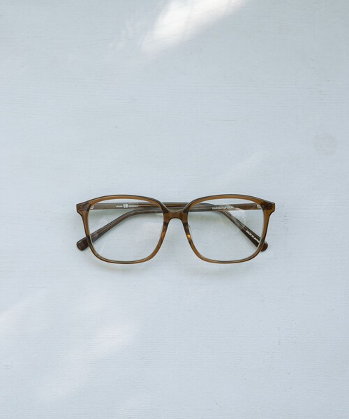 URBAN RESEARCH（アーバンリサーチ）の「『別注』KANEKO OPTICAL×URBAN RESEARCH　スクエアクリアUVレンズ（メガネ・レディース・クリアオリーブ/クリアブラウン・-）」の8枚目の写真
