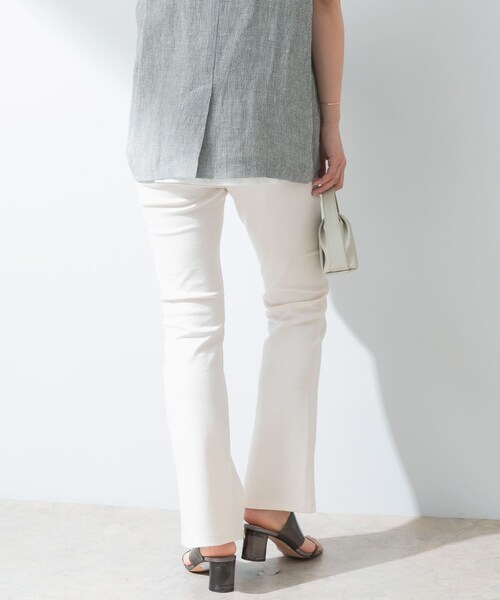 URBAN RESEARCH ROSSO（アーバンリサーチロッソ）の「『UR TECH ひやサラクール』F by ROSSO　スリットフレアパンツ（その他パンツ・レディース・BLACK/OFFWHITE/BROWN・36/38）」の7枚目の写真