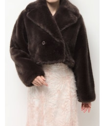 MERCURYDUO | テーラードカラーフェイクファーショートコート(その他アウター)