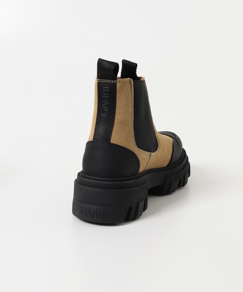 URBAN RESEARCH(アーバンリサーチ)の「GANNI Cleated Low Chelsea Boot(ブーツ・レディース・Cognac・36/37/38)」の4枚目の写真