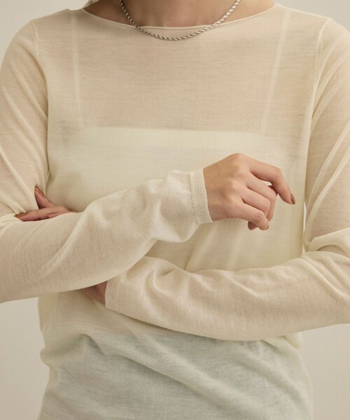 ROPE'(ロペ)の「【COFIL(コフィル)】シアーボートネックカットソー(カーディガン/ボレロ・レディース・ホワイト・F)」の11枚目の写真