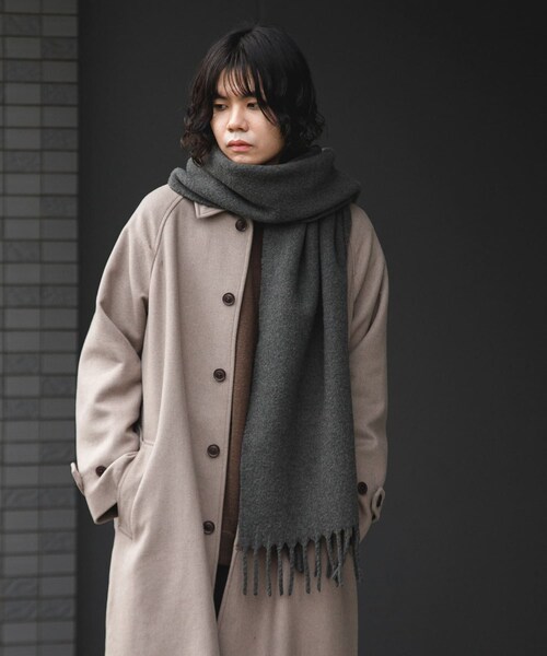 URBAN RESEARCH DOORS(アーバンリサーチドアーズ)の「ボリュームマフラー(マフラー・メンズ・CHARCOAL/L.BLUE・-)」の4枚目の写真
