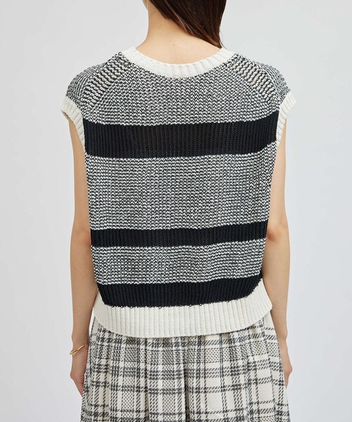 ROPE'（ロペ）の「モノトーン透かし柄ニットベスト（ベスト・レディース・ブラック/オフホワイト・F）」の5枚目の写真