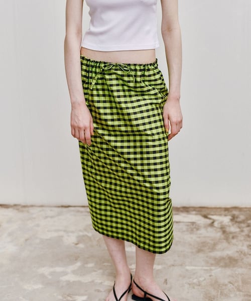 ADAM ET ROPE'(アダムエロペ)の「【COMING OF AGE(カミング オブ エイジ)】DRASTRING MAXI SKIRT(スカート・レディース・ブラック/キミドリ/ターコイズ/レッド・F)」の8枚目の写真