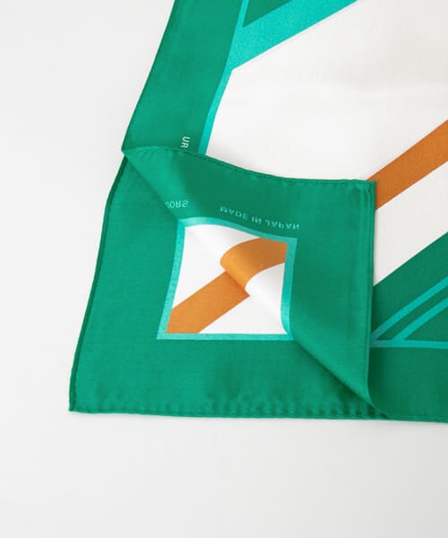 URBAN RESEARCH DOORS（アーバンリサーチドアーズ）の「シルクスカーフ∴（バンダナ/スカーフ・レディース・BEIGE/GREEN・one/One）」の8枚目の写真