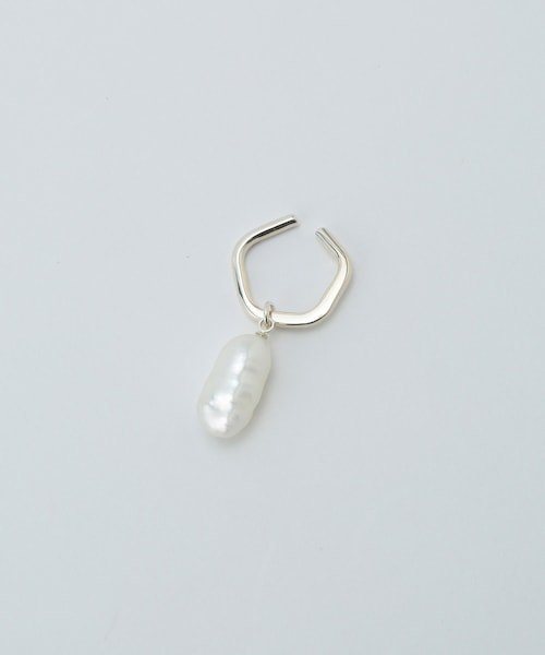 ROPE'（ロペ）の「【Lemme.（レム）】L3506 Hang Pearl Earcuff（イヤリング・レディース・ホワイト系・F）」の8枚目の写真