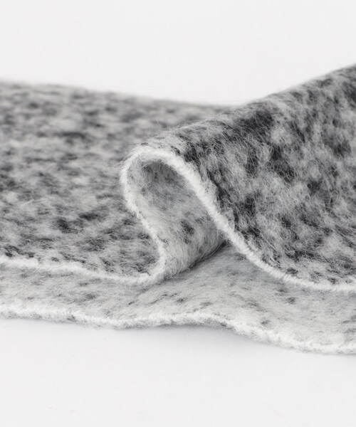 URBAN RESEARCH（アーバンリサーチ）の「THE INOUE BROTHERS　Two Colour Woolly Scarf（マフラー・メンズ・Blk/Wht/Brn/Orn/Blu/Violet/Teal/Pink/Green/Lime・One）」の9枚目の写真