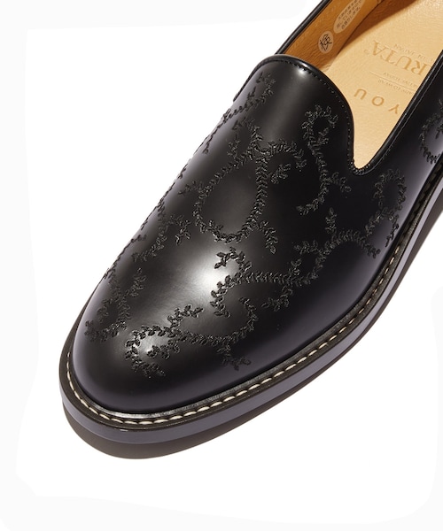 ADAM ET ROPE'（アダムエロペ）の「【KYOU×HARUTA】DANCE Embroidered Opera Shoes by HARUTA（スリッポン・メンズ・ブラック・25.0/26.0/27.0）」の6枚目の写真