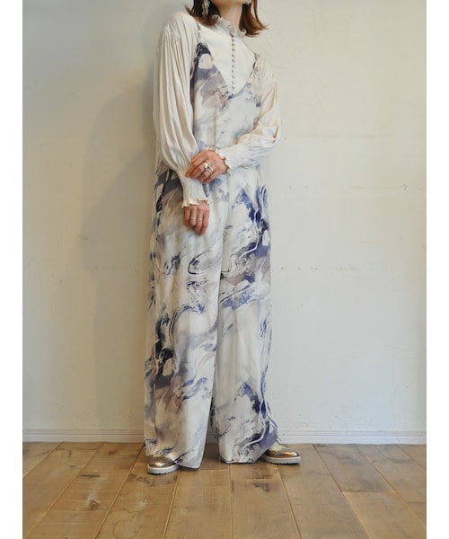 --（--）の「アートペイントオールインワン（その他パンツ・レディース・ピンク/ブルー・one）」の2枚目の写真