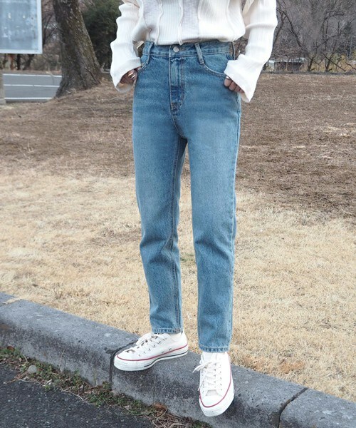 LAULEN(ローレン)の「Tapered Denim(デニムパンツ・レディース・ブルー・S/M)」の1枚目の写真