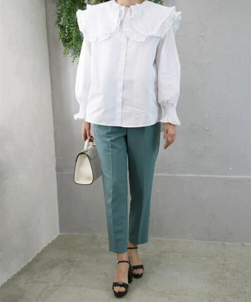 Sheson（シーズン）の「センタープレスカラータックパンツ（スラックス・レディース・オレンジ/グリーン/パープル/ベージュ/ブラック・M）」の4枚目の写真