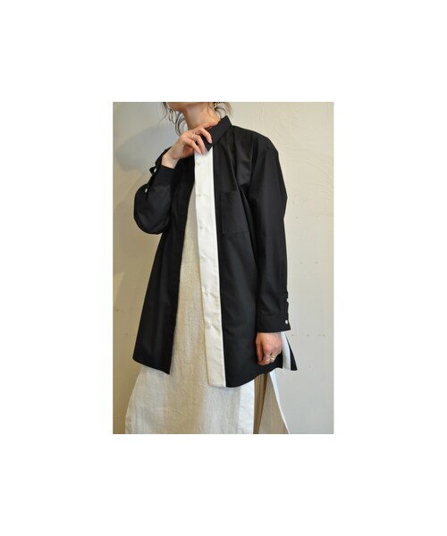 Thomas magpie(トーマスマグパイ)の「コットンクロスラインシャツ(シャツ/ブラウス・レディース・ホワイト/ブラック・one)」の2枚目の写真