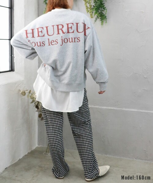 Sheson（シーズン）の「ミニ裏毛バックロゴスウェット（Tシャツ/カットソー・レディース・ホワイト/グリーン/グレー・F）」の2枚目の写真