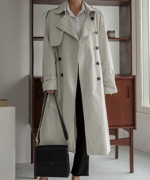 SECRETLABEL（シークレットレーベル）の「クラシカルロングトレンチコート（トレンチコート・レディース・ベージュ/ライトグレー・1/2）」の2枚目の写真