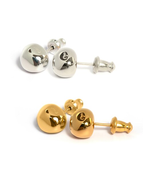 Ops.（オプス）の「Silver925 Wonky Ball Pierce MALVEE -マルヴィー-（ピアス（両耳用）・レディース・シルバー/ゴールド・ONE SIZE）」の3枚目の写真