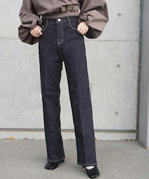 LAULEN（ローレン）の「Center press Denim（デニムパンツ・レディース）」