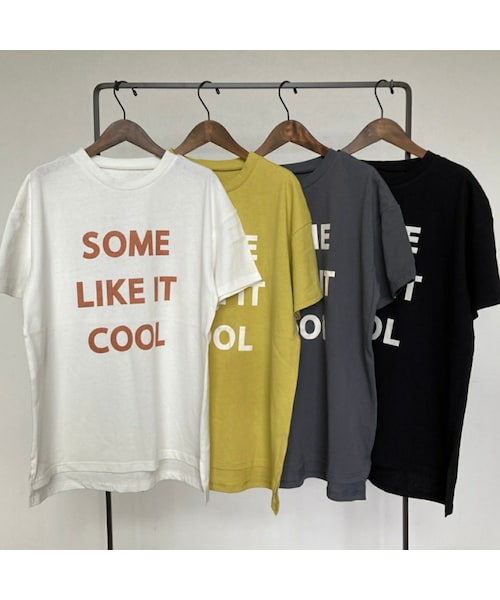 copine（コピン）の「サイドスリットビッグロゴプリントTシャツ(4color)（Tシャツ/カットソー・レディース・オフ/ピスタチオ/チャコール/ブラック・F）」の2枚目の写真