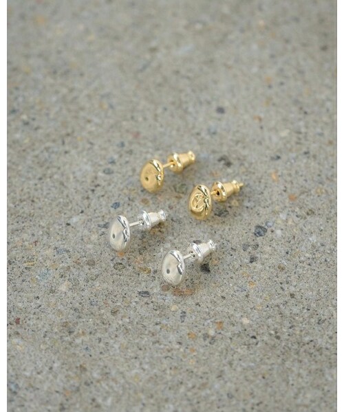 Scat(スキャット)の「"Bean" pierce (SILVER/両耳用)(ピアス(両耳用)・レディース・シルバー・縦:約8mm 横:約6.3mm 厚み約3mm)」の9枚目の写真