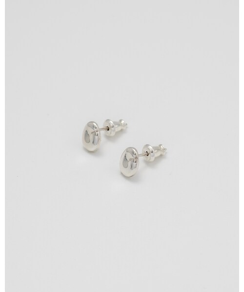 Scat(スキャット)の「"Bean" pierce (SILVER/両耳用)(ピアス(両耳用)・レディース・シルバー・縦:約8mm 横:約6.3mm 厚み約3mm)」の3枚目の写真