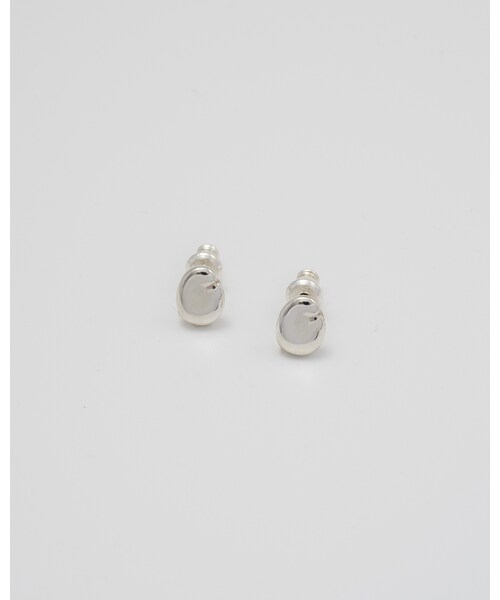 Scat(スキャット)の「"Bean" pierce (SILVER/両耳用)(ピアス(両耳用)・レディース・シルバー・縦:約8mm 横:約6.3mm 厚み約3mm)」の4枚目の写真