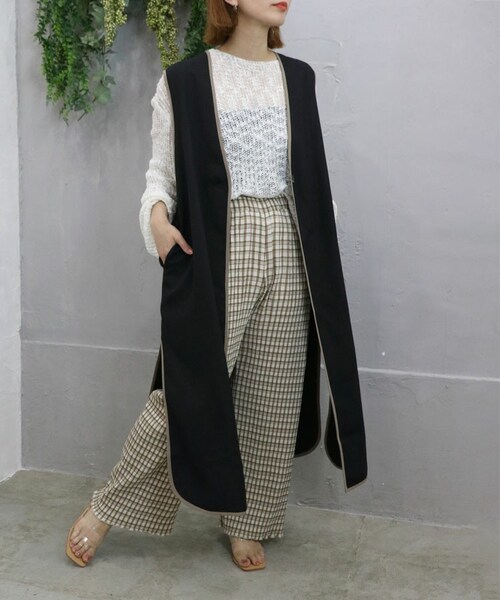 Sheson（シーズン）の「リネンライクパイピングジレ（ベスト・レディース・ベージュ/ブラック・F）」の2枚目の写真