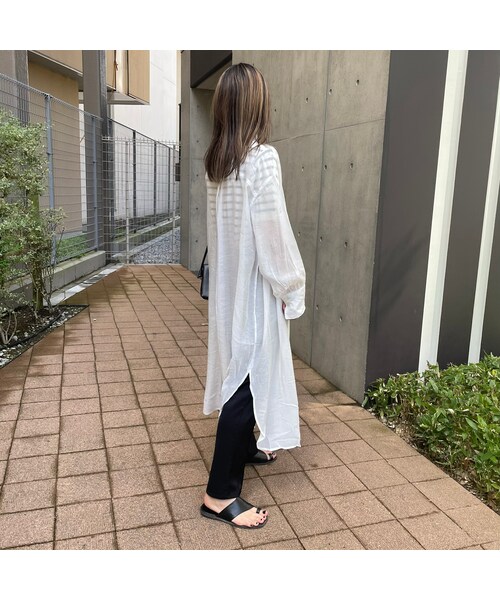 copine(コピン)の「ボリュームスリーブシアーロングシャツ(2color)(シャツ/ブラウス・レディース・イエロー/ホワイト・ワンサイズ)」の2枚目の写真