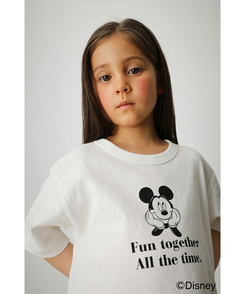 AZUL by moussy(アズールバイマウジー)の「AJUGA.×AZUL LOGO TEE (MICKEY)/AJUGA.×AZULロゴTシャツ(ミッキー)(Tシャツ/カットソー・キッズ・ブラック・Sサイズ・Mサイズ)」の2枚目の写真