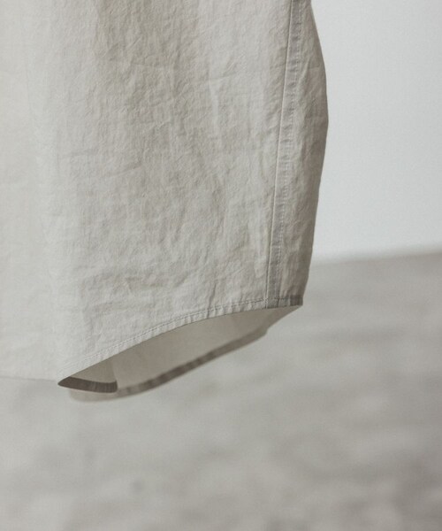 LIDNM（リドム）の「OOMI ZARASHI POPLIN SHIRT（シャツ/ブラウス・メンズ・ホワイト/グリーン・M/L）」の13枚目の写真