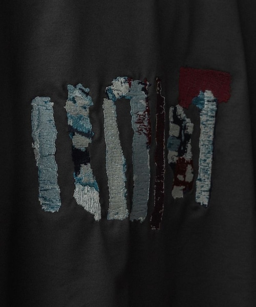 LIDNM（リドム）の「NICOLAS DE STAEL EMBROIDERY TEE（Tシャツ/カットソー・メンズ・グレー/グリーン・M/L）」の4枚目の写真