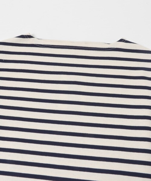 URBAN RESEARCH DOORS（アーバンリサーチドアーズ）の「ORCIVAL　SHORT LENGTH BOAT NECK PULLOVER（Tシャツ/カットソー・レディース・EC×MARINE/BROW×WHI/BROW×ELA/EC×BON・2）」の7枚目の写真