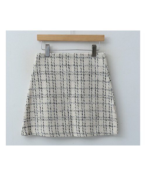 ENVYLOOK(エンビールック)の「チェックツイードAラインミニスカート(スカート・レディース・화이트/블랙・S(25-26)/M(27-28)/L(29-30)/M(27-28) )」の1枚目の写真