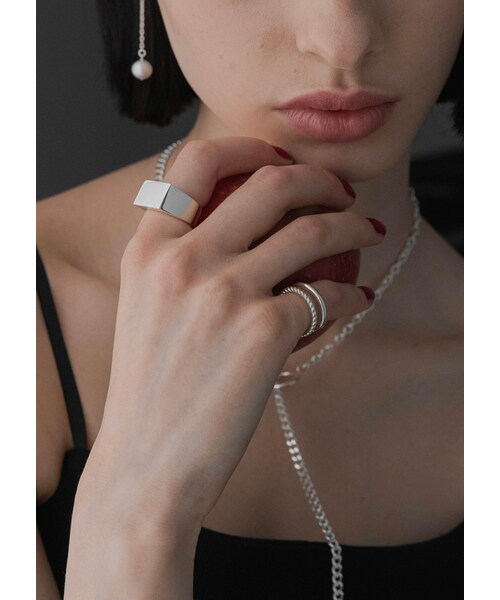 Scat(スキャット)の「"Proto" signet ring (SILVER)(リング・レディース・シルバー・9号/11号/13号)」の4枚目の写真