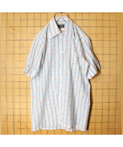 --(--)の「60s 70s EURO 半袖 ボックス 総柄 シャツ ホワイト メンズML相当 ヨーロッパ古着(シャツ/ブラウス・レディース・ホワイト・M)」の1枚目の写真