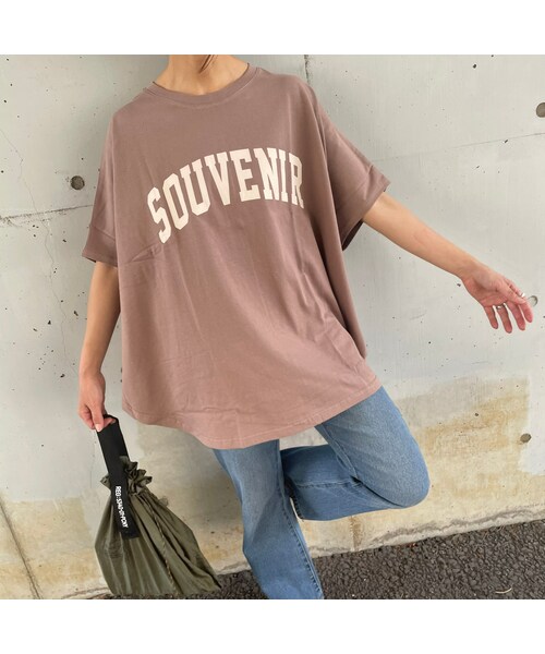 copine（コピン）の「ポンチョ型ロゴオーバーサイズTシャツ(3color)（Tシャツ/カットソー・レディース・オフホワイト/ブルー/モカ・ワンサイズ）」の2枚目の写真