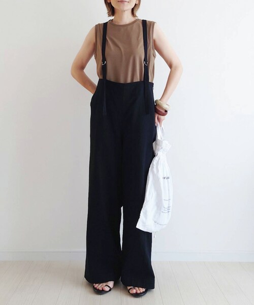 CORNERS（コーナーズ）の「	u.e.made*×CORNERSコラボ　リネンライクサスペンダー付きストレートパンツ（その他パンツ・レディース・ホワイト/ブラック/グリーン・M/L）」の2枚目の写真