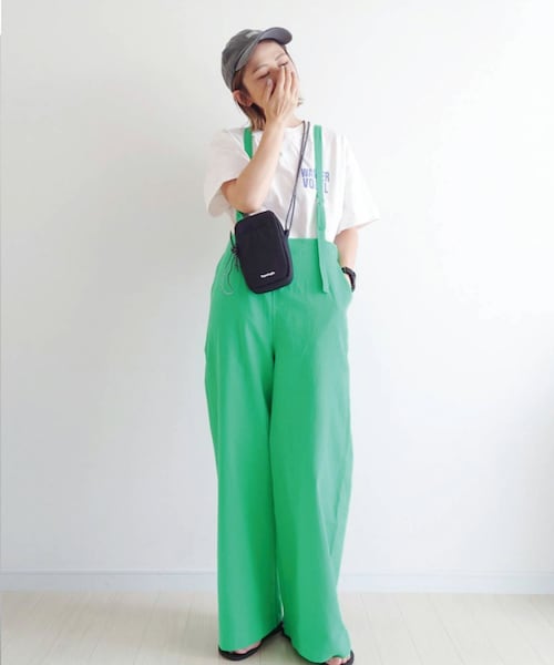 CORNERS（コーナーズ）の「	u.e.made*×CORNERSコラボ　リネンライクサスペンダー付きストレートパンツ（その他パンツ・レディース・ホワイト/ブラック/グリーン・M/L）」の3枚目の写真