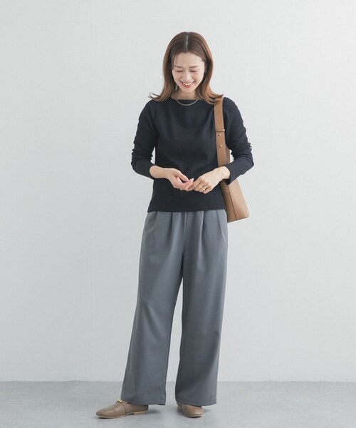 URBAN RESEARCH DOORS(アーバンリサーチドアーズ)の「スクエアネックプルオーバー(Tシャツ/カットソー・レディース・L.BEIGE/BLACK・Free)」の11枚目の写真