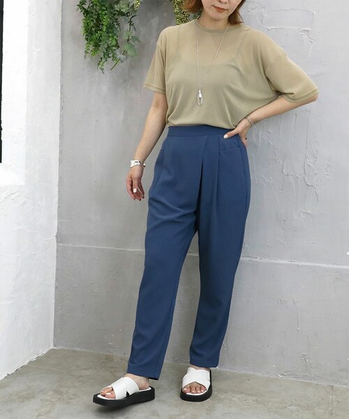 Sheson（シーズン）の「カシュクールテーパードパンツ（スラックス・レディース・ピンク/グリーン/オレンジ/ブルー/ブラック・F）」の4枚目の写真