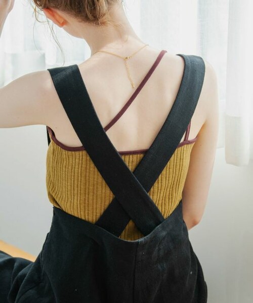 Crisp（クリスプ）の「クロスストラップキャミ[c1wg3064]（キャミソール・レディース・ブラウン/カーキ・FREE）」の2枚目の写真