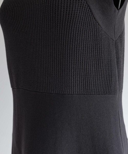 SIWEM（シウム）の「JADE KNIT DRESS（ワンピース・レディース・グレー・S/M）」の10枚目の写真