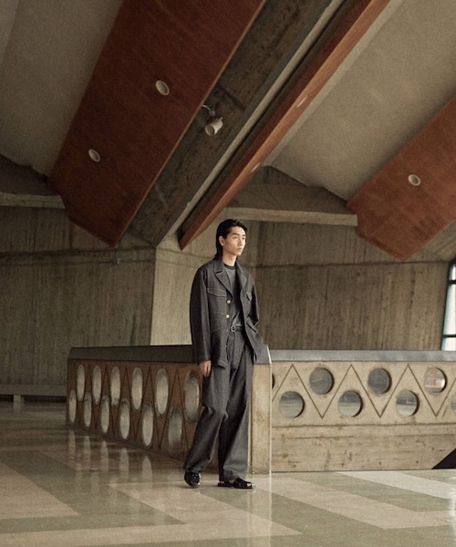 LIDNM（リドム）の「VAJIRA FATIGUE TROUSERS（デニムパンツ・メンズ・グレー・S/M/L）」の2枚目の写真