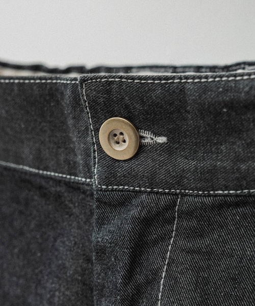 LIDNM（リドム）の「VAJIRA FATIGUE TROUSERS（デニムパンツ・メンズ・グレー・S/M/L）」の13枚目の写真