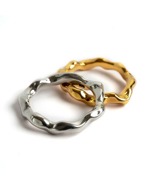 Ops.（オプス）の「Silver925 Ripple Wave Ring ALORO -アローロ-（リング・レディース・シルバー/ゴールド・9号・11号・13号・15号）」の3枚目の写真