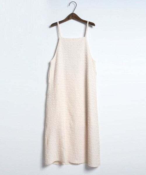 Crisp（クリスプ）の「クリンクルキャミワンピース[c2R3061]（ワンピース・レディース・グリーン/アイボリー/オレンジ・FREE）」の4枚目の写真