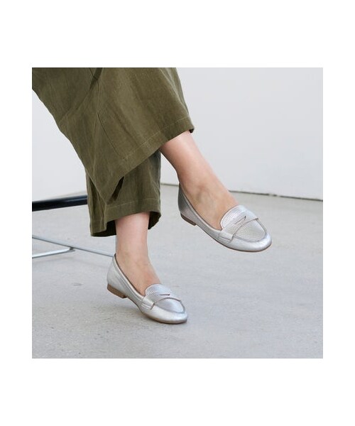 ing（イング）の「イング ing 【WEB限定】レザーコインローファー （ドレスシューズ・レディース・BL/SV/OK・225/22.5cm/230/23cm/235/23.5cm/240/24cm/245/24.5cm）」の15枚目の写真