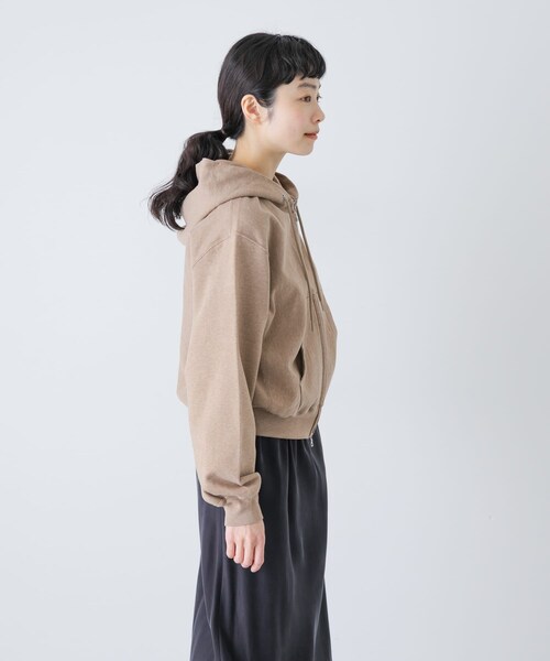 かぐれ（カグレ）の「blurhmsROOTSTOCK　THIN-SWEAT HOODIE ZIP（パーカー・レディース・H White/DarkNavy/H Beige・0）」の15枚目の写真