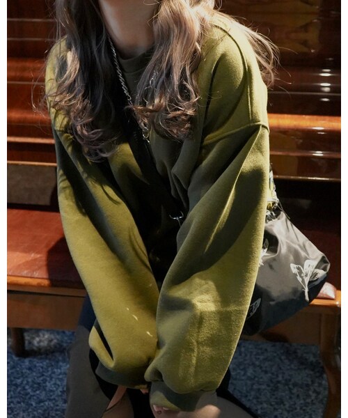 A.D.G（エーディージー）の「Oversized Basic Sweat PO (khaki green)（スウェット・レディース・グリーン・FREE）」の2枚目の写真